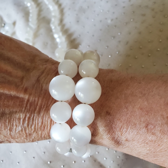 1950s White  Moon glow 3 pc set - Picture 3 of 7